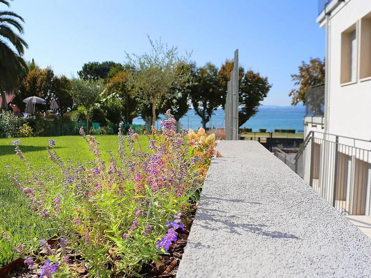 Aparthotel Residence Villa Adriana Bardolino Italy